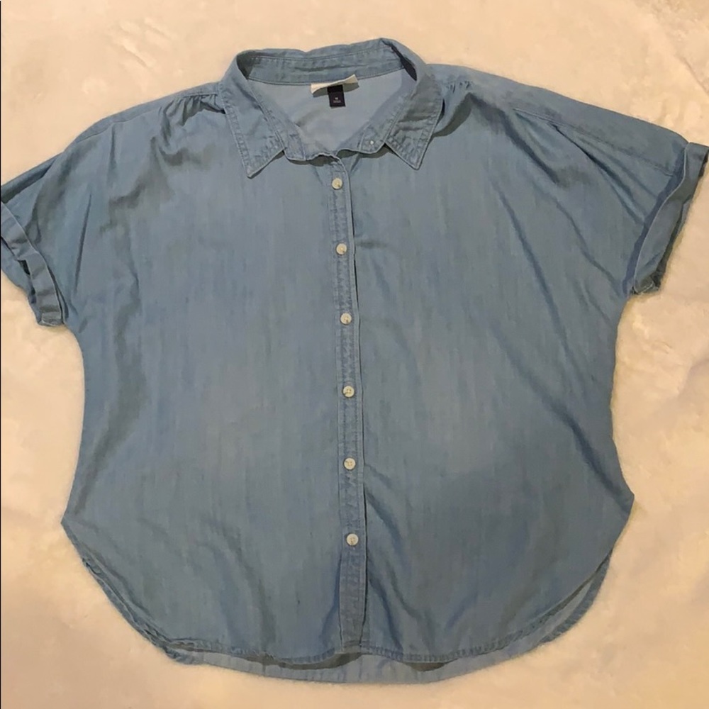Collared Denim Shirt